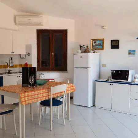 Trilocale A 700 Mt Dalla Cinta Hébergement de vacances *