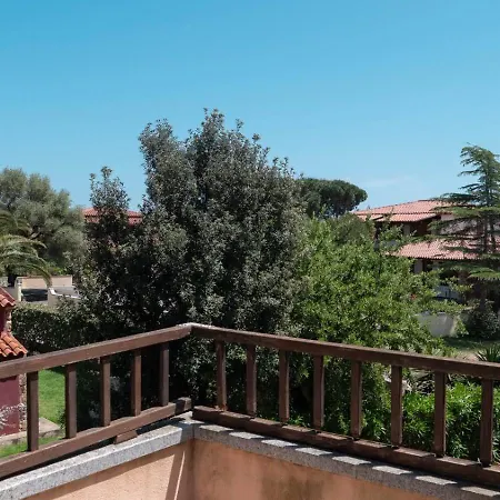 Ferienhaus Trilocale A 700 Mt Dalla Cinta San Teodoro (Sardinia)